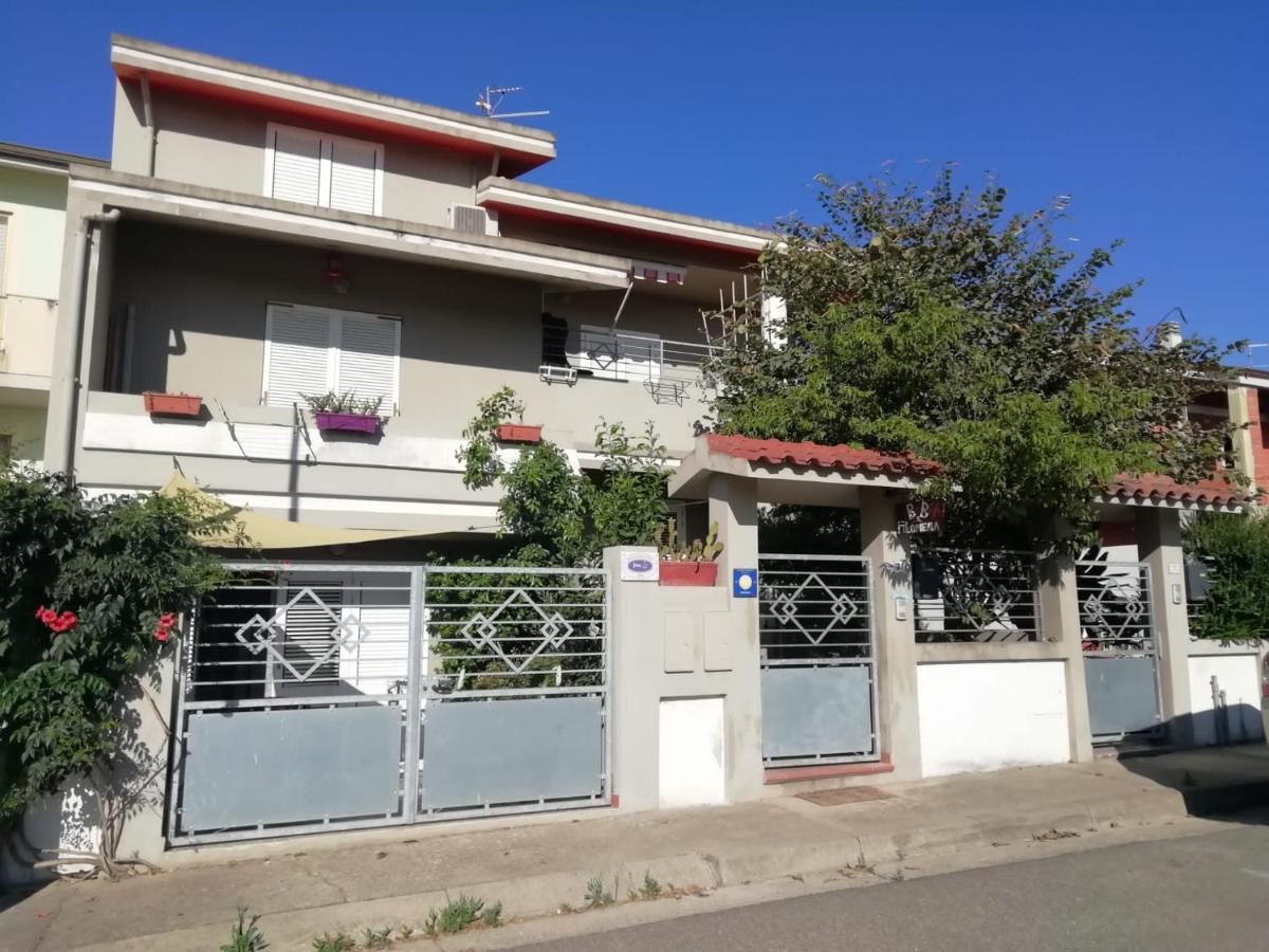 B&B Filomena Santa Giusta Buitenkant foto