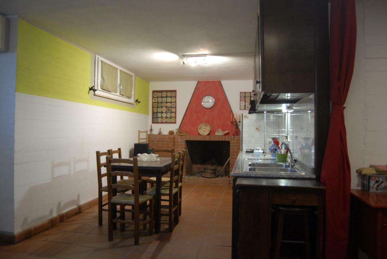 B&B Filomena Santa Giusta Buitenkant foto