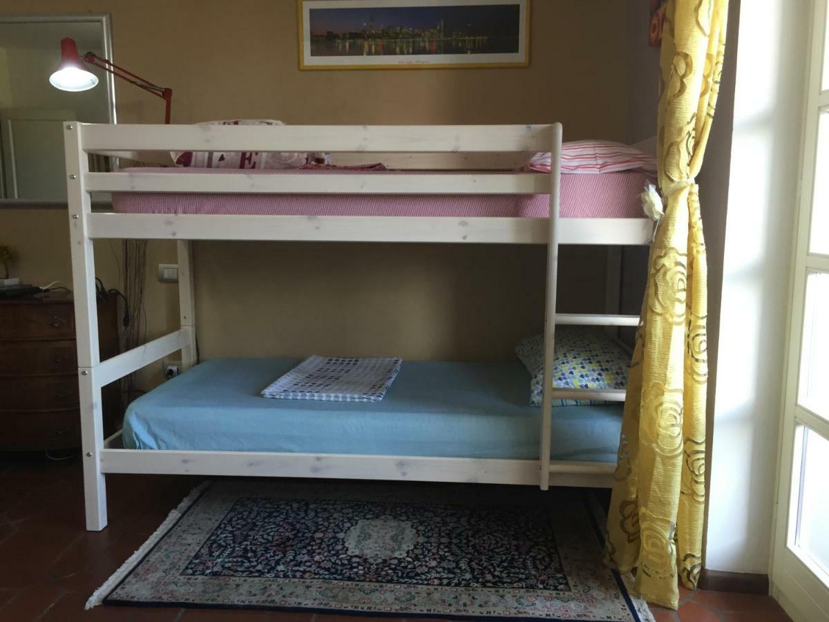 B&B Filomena Santa Giusta Buitenkant foto